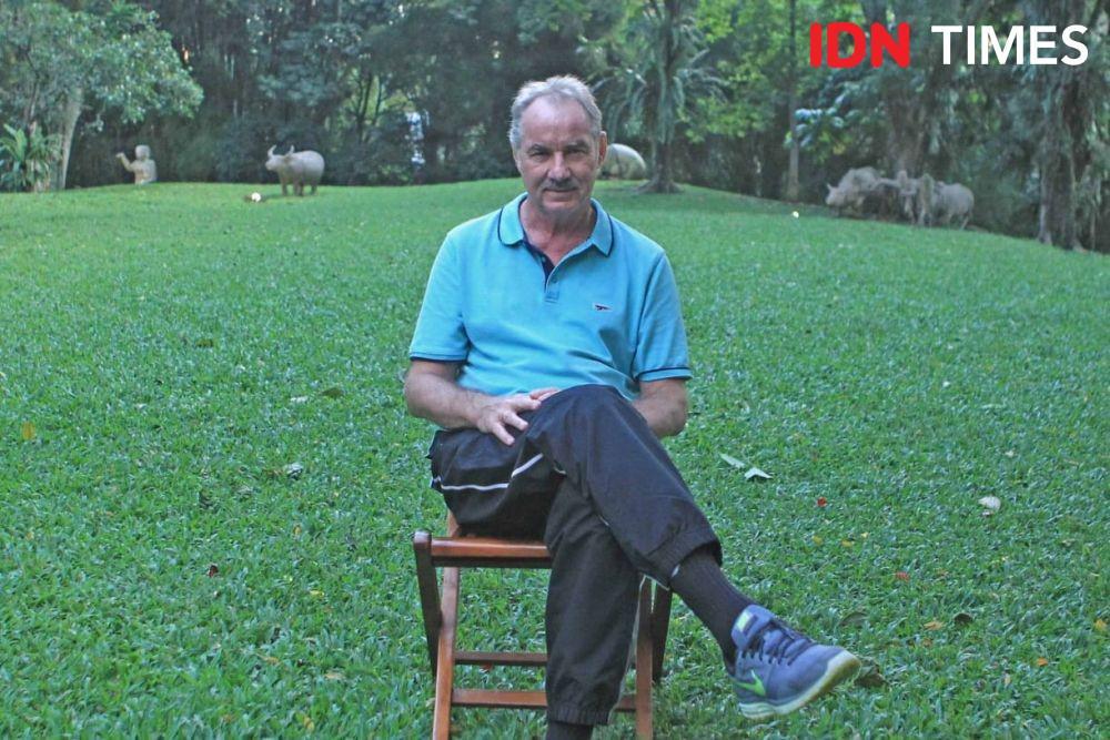 Obituari Alfred Riedl: Pelatih Spesialis Runner Up Timnas Indonesia