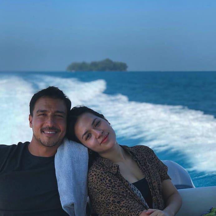 instagram.com/hamishdw