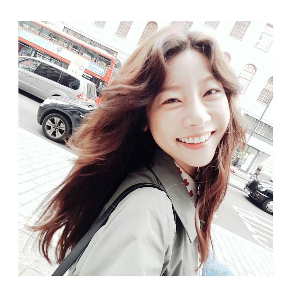 Tak Ragu Blak-blakan, 10 Potret Sojin Girl's Day tanpa Makeup