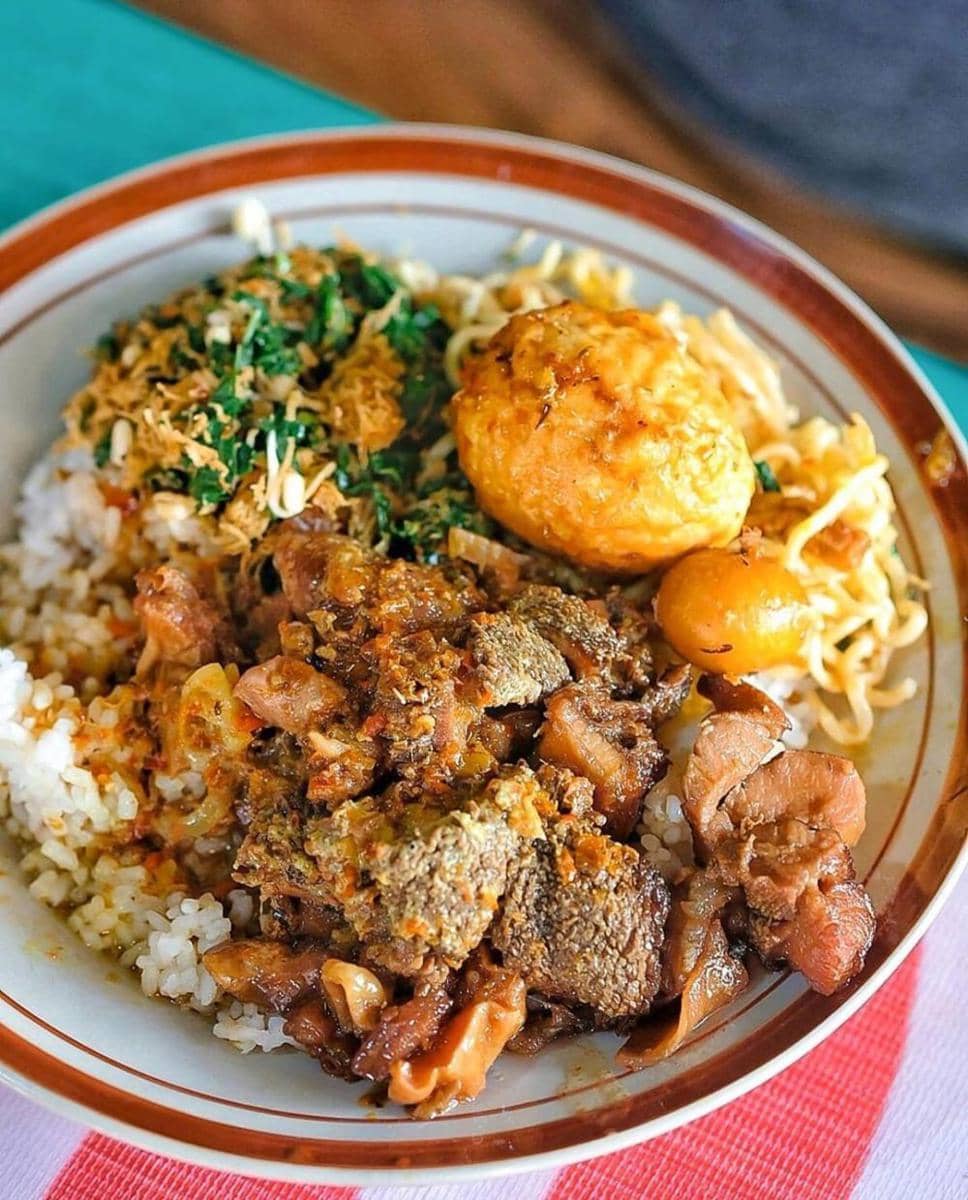 instagram.com/the.lucky.belly