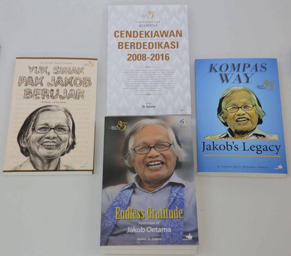 Buku-buku yang diterbitkan bertepatan dengan Hari Ulang Tahun ke-85 Jakob Oetama. vik.kompas.com