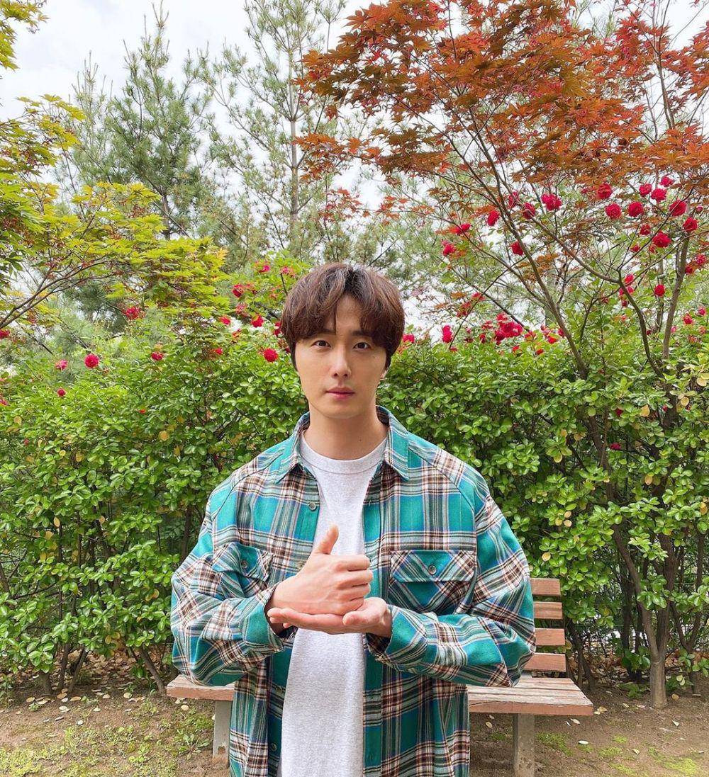 instagram.com/jilwww