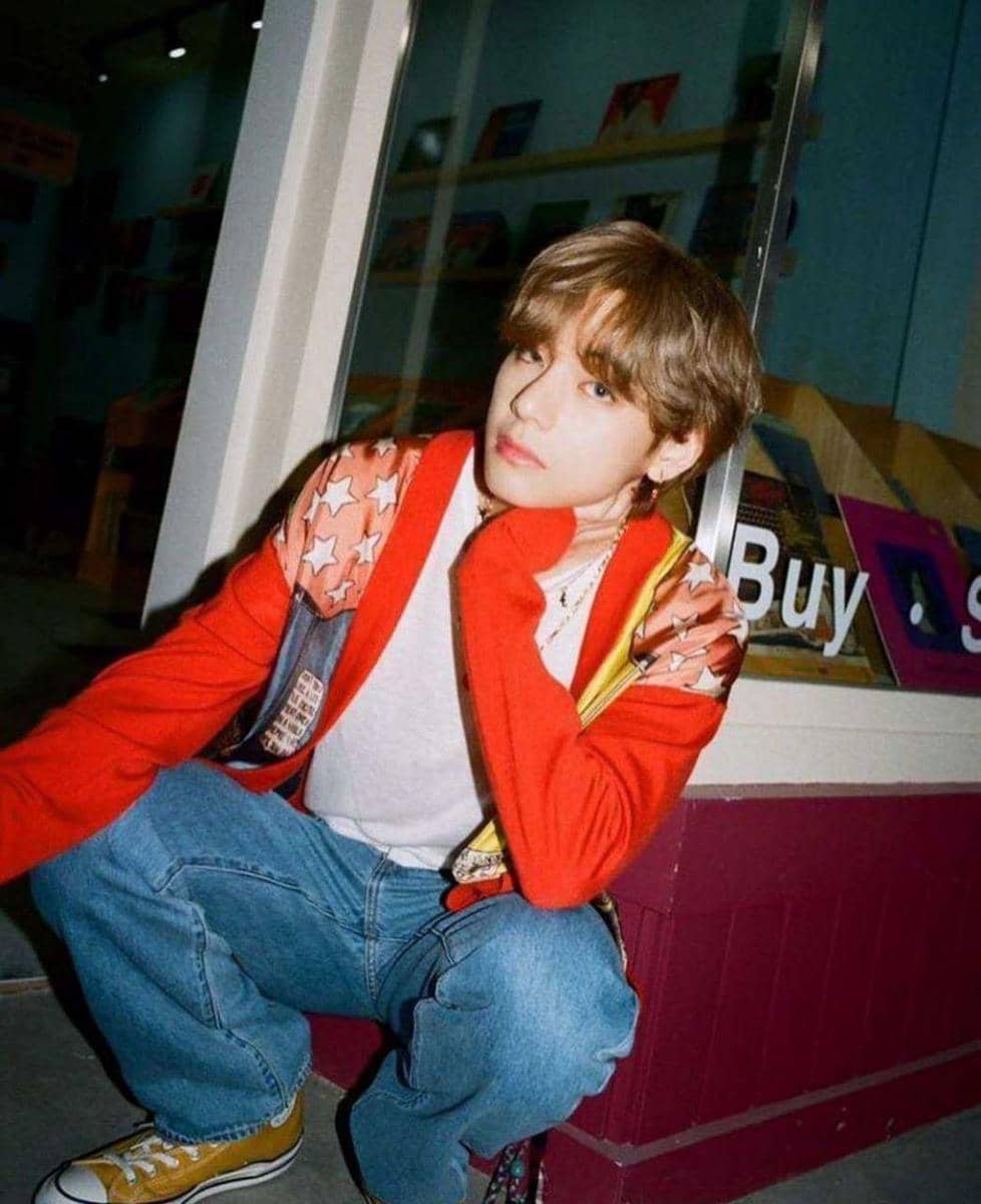 Instagram.com/taehyung_v