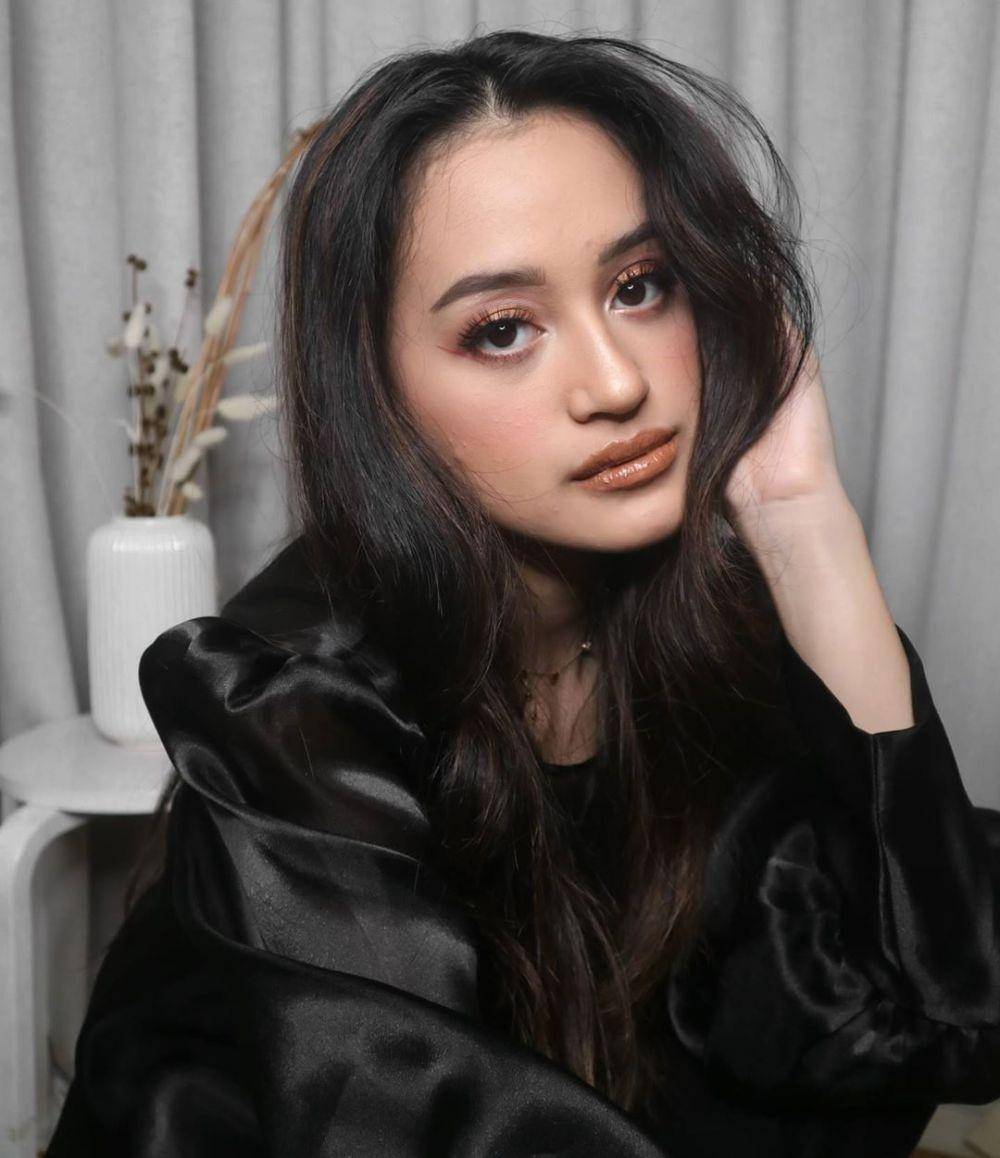 instagram.com/nadyaaqilla