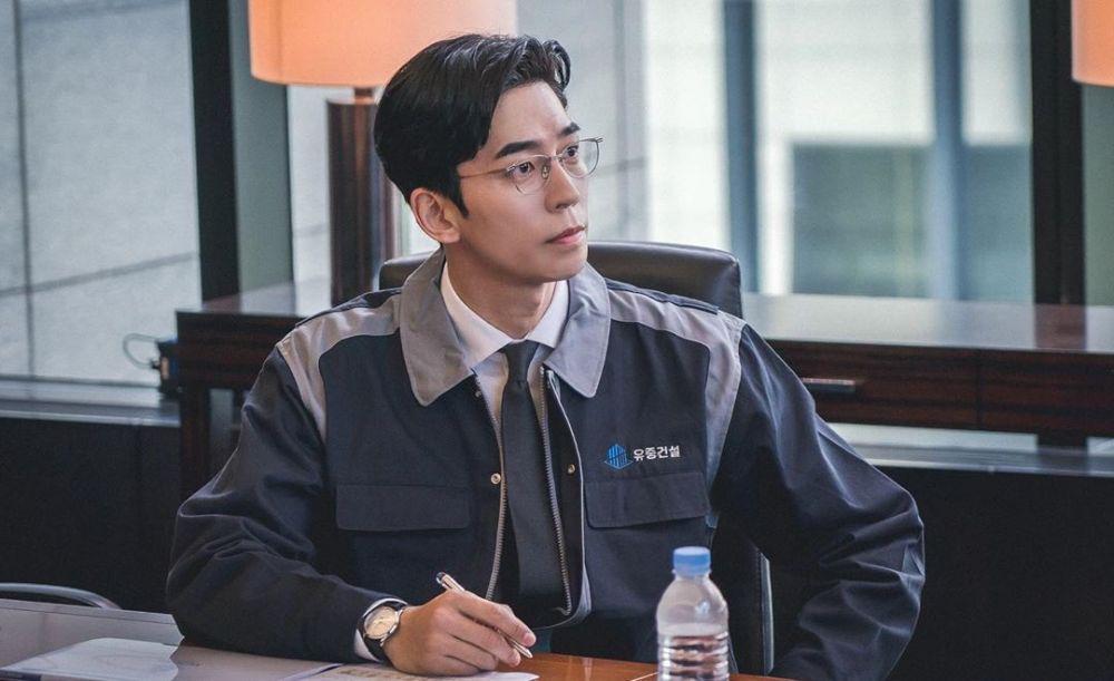 10 Potret Menawan Shin Sung Rok di KDrama 'Kairos', Gagah Abis!