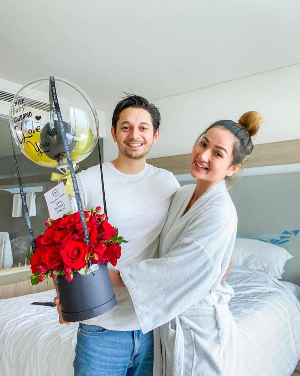 instagram.com/andrewandika