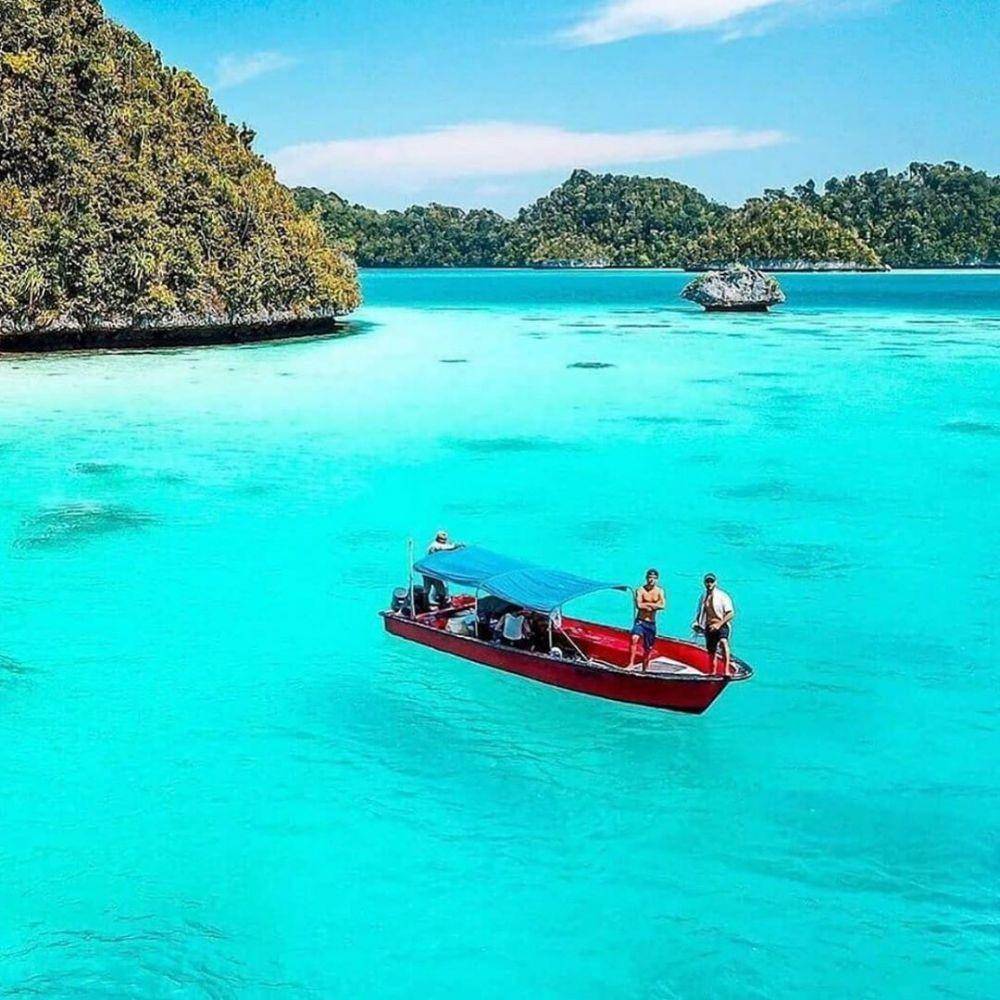 instagram.com/influenced_travel