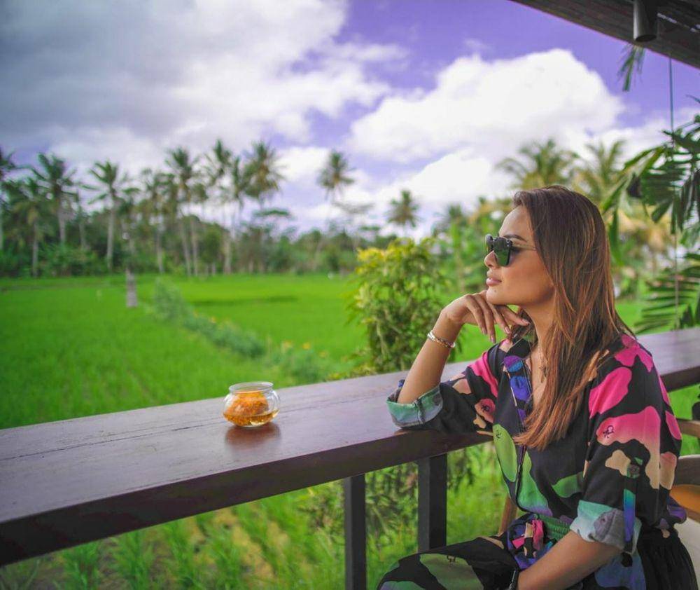 Instagram.com/aurelie.hermansyah