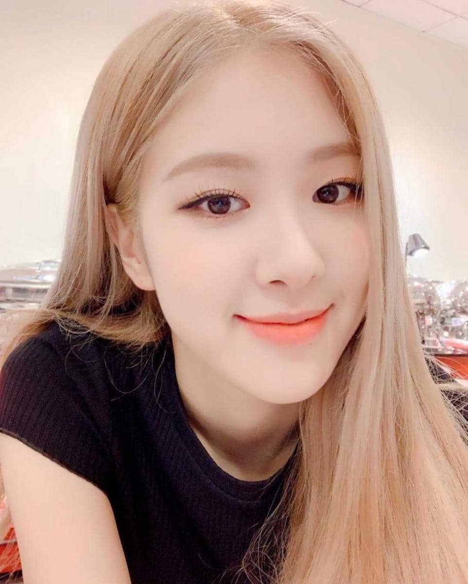 Instagram.com/roses_are_rosie