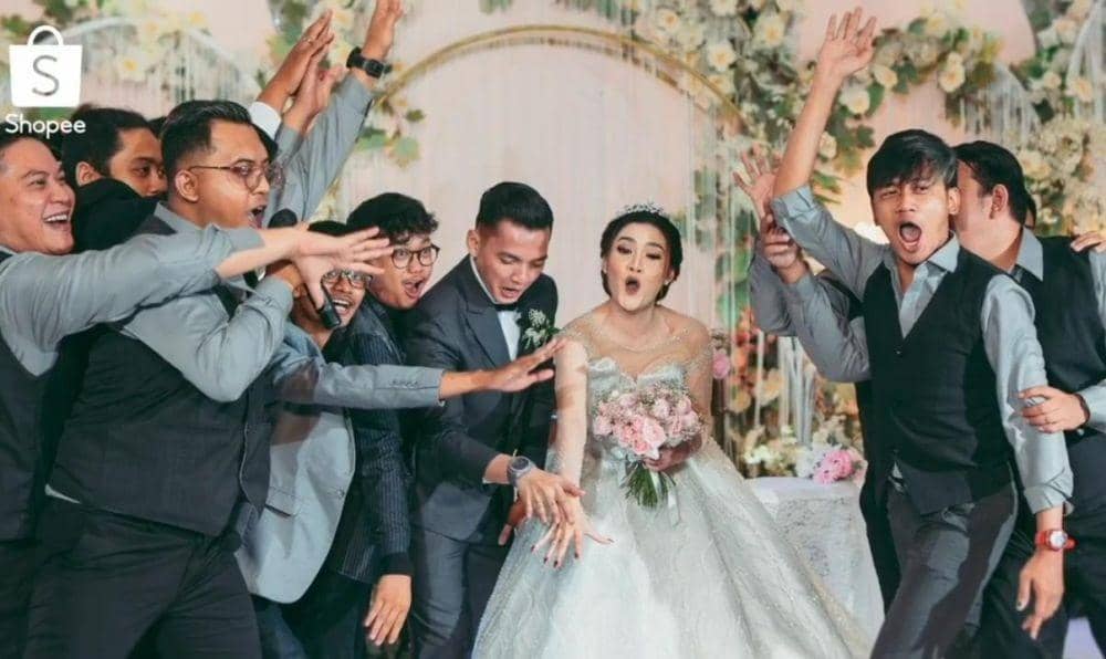 instagram.com/shopee_id