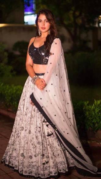 instagram.com/rhea_chakraborty