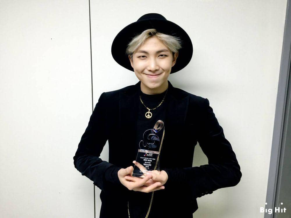 facebook.com/bangtan.official