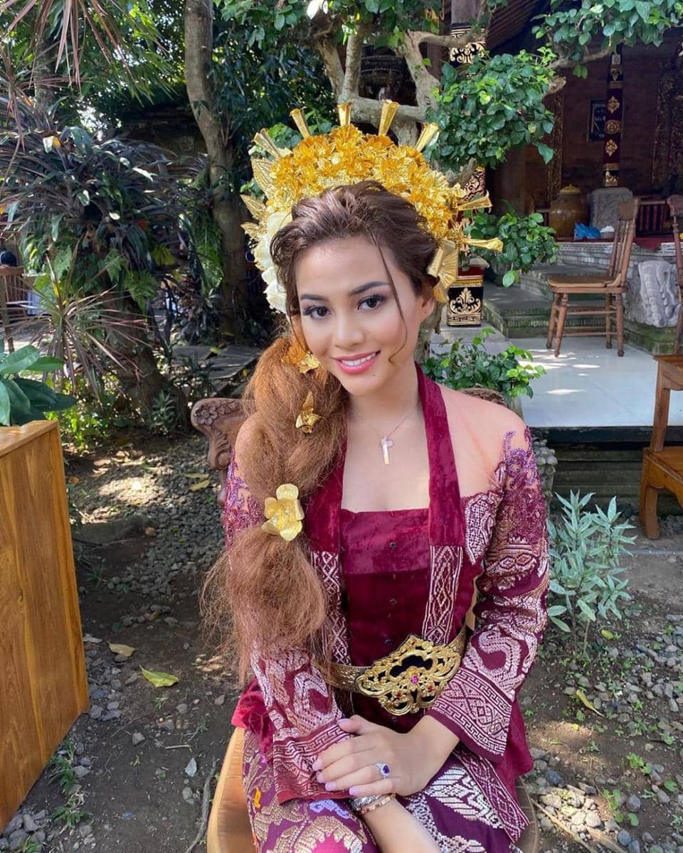 instagram.com/aurelie.hermansyah