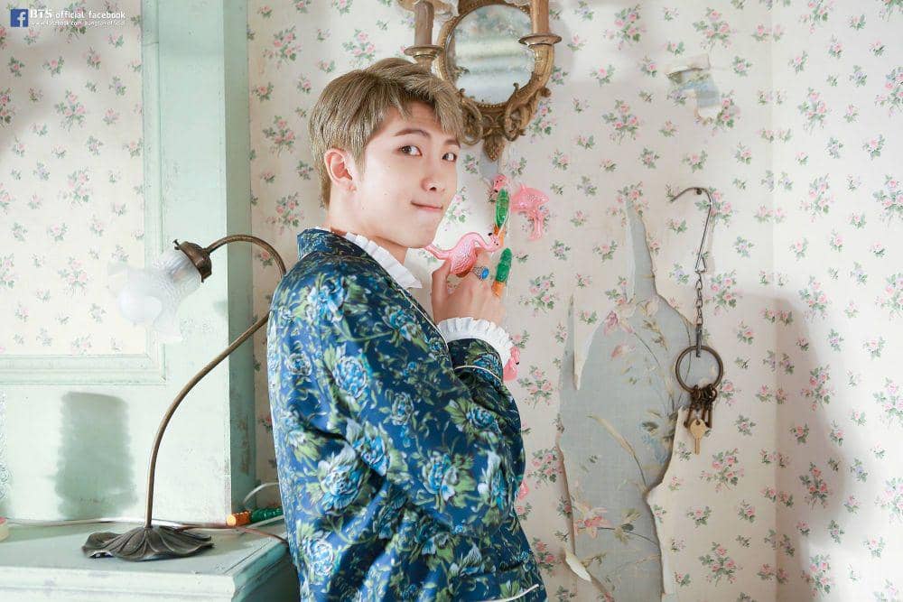 facebook.com/bangtan.official