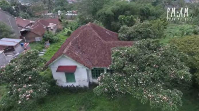 Misteri Rumah Reuneker Bekas Peninggalan Kolonial di Salatiga