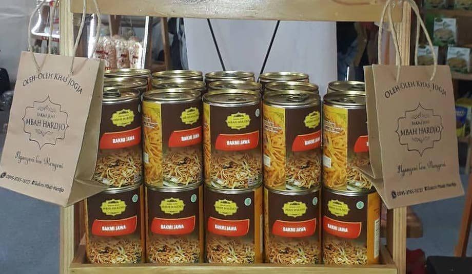 Produk kuliner dalam kaleng inovasi Bakmi Jawa Mbah Hardjo. Instagram.com/bakmimbahhardjo