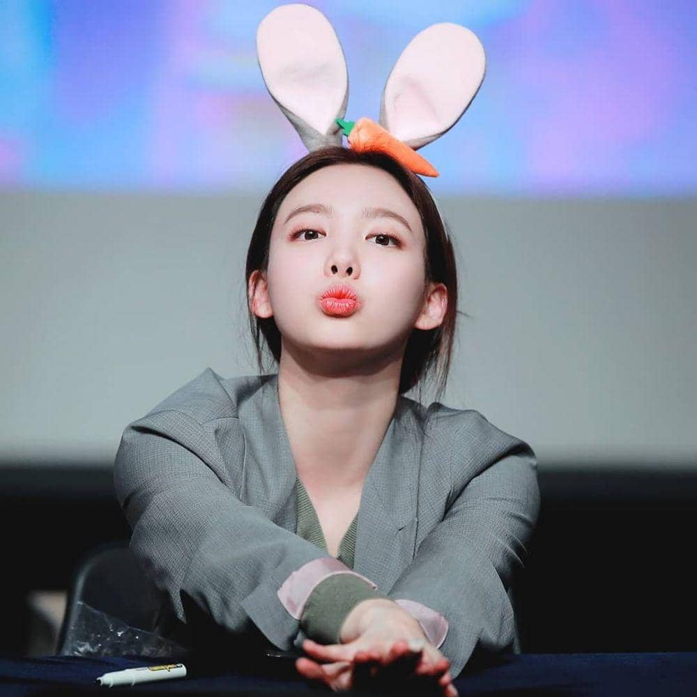 instagram.com/twnayeon