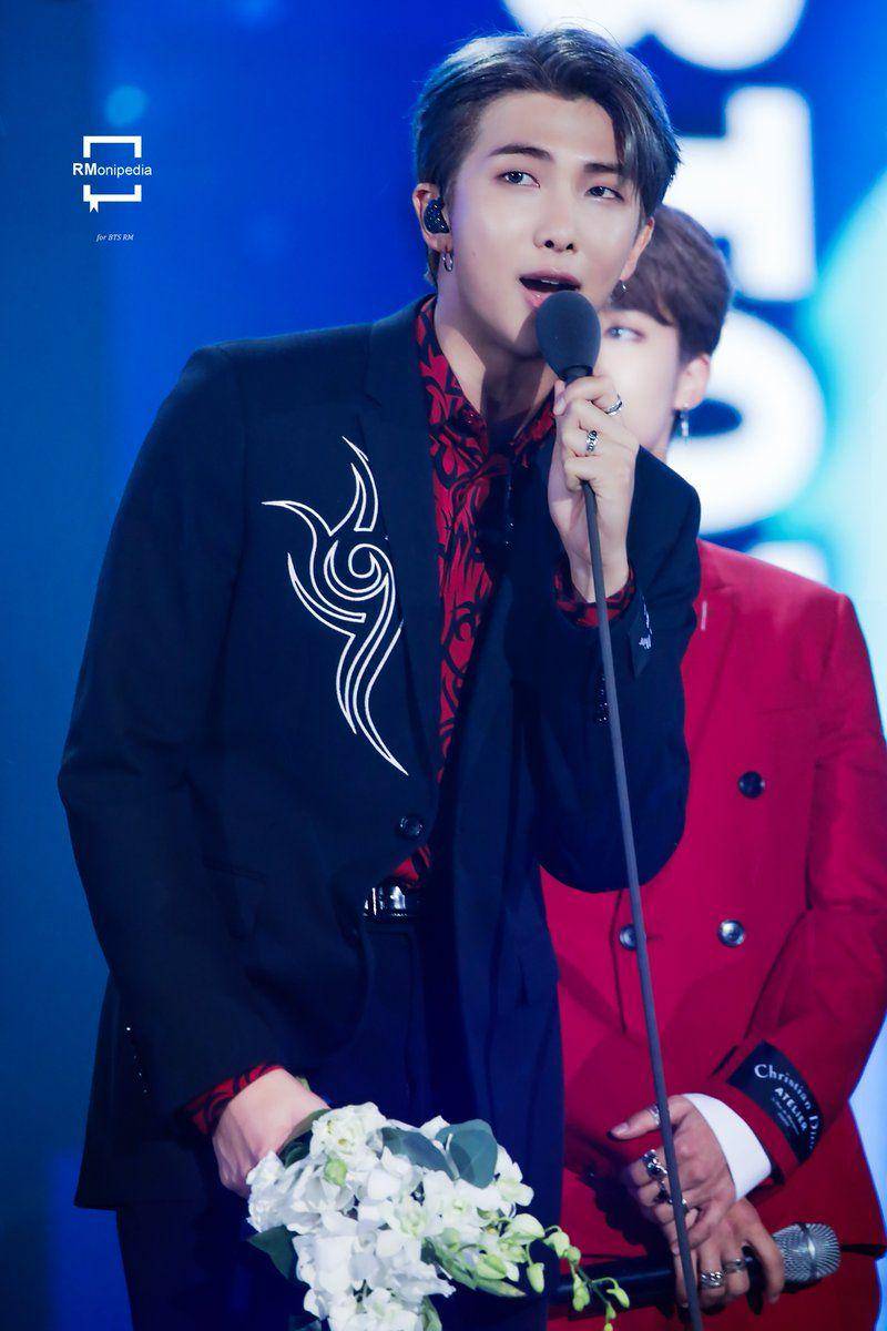 twitter.com/btsxpics