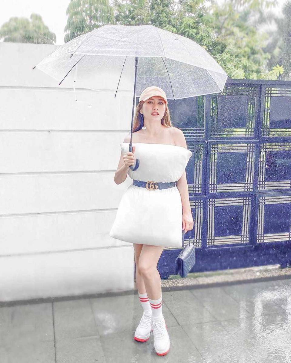 Instagram.com/louiseans
