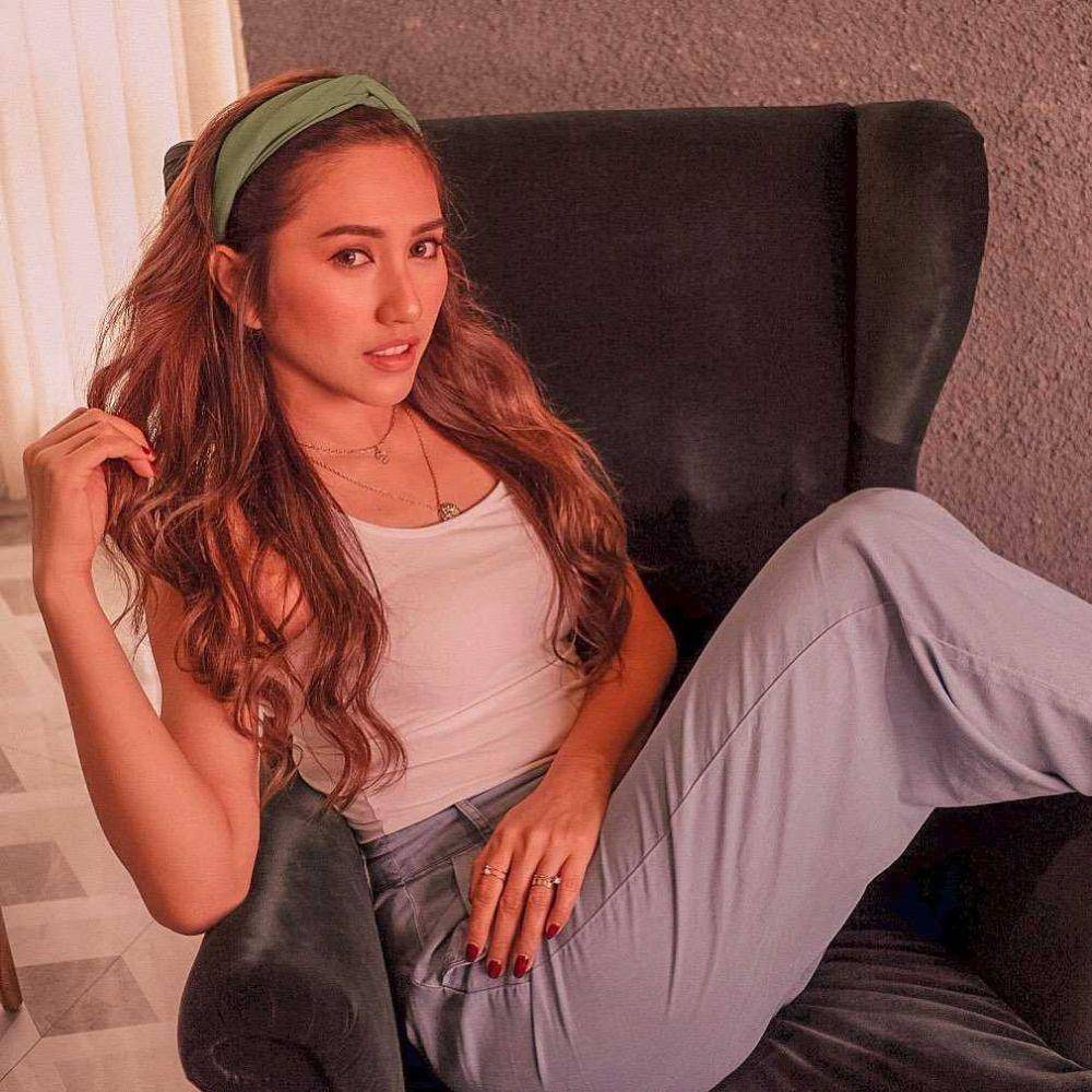 Instagram.com/louiseans