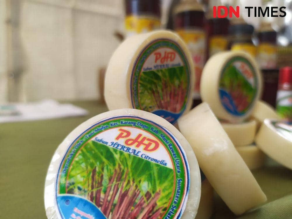 Sabun serai produk BRG asal Muratara (IDN Times/Feny Maulia Agustin)
