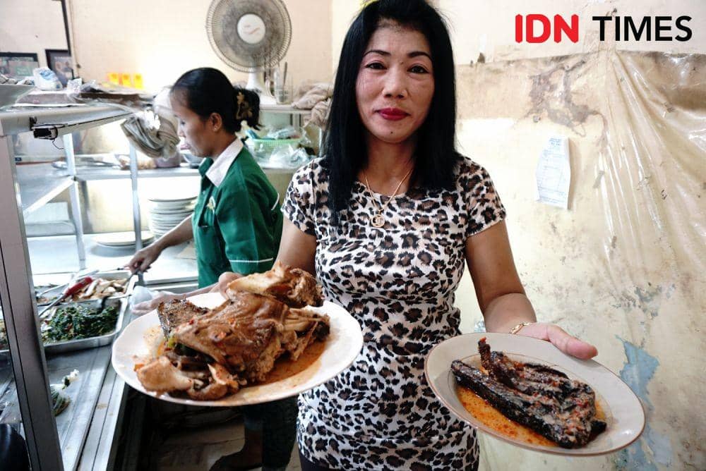 Ilustrasi Warung Makan Kepala Mangut Bu Fat di Jalan Ariloka, Krobokan, Semarang. IDN Times/Anggun Puspitoningrum