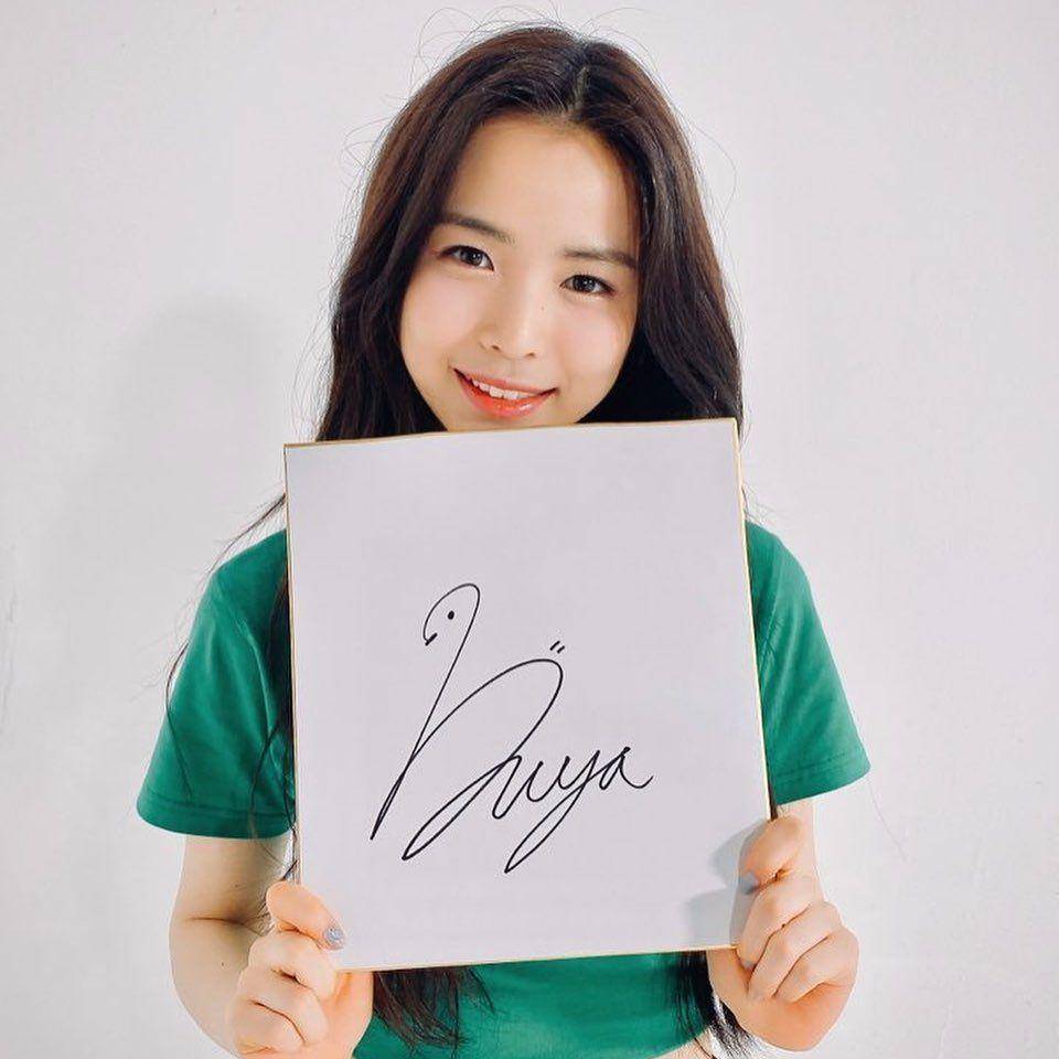 instagram.com/niziu_info_official