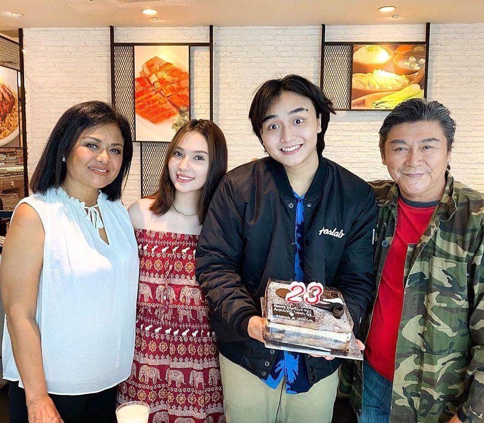 Akur Banget, 10 Potret Artis Rayakan Ultah Anak Bareng Mantan Pasangan