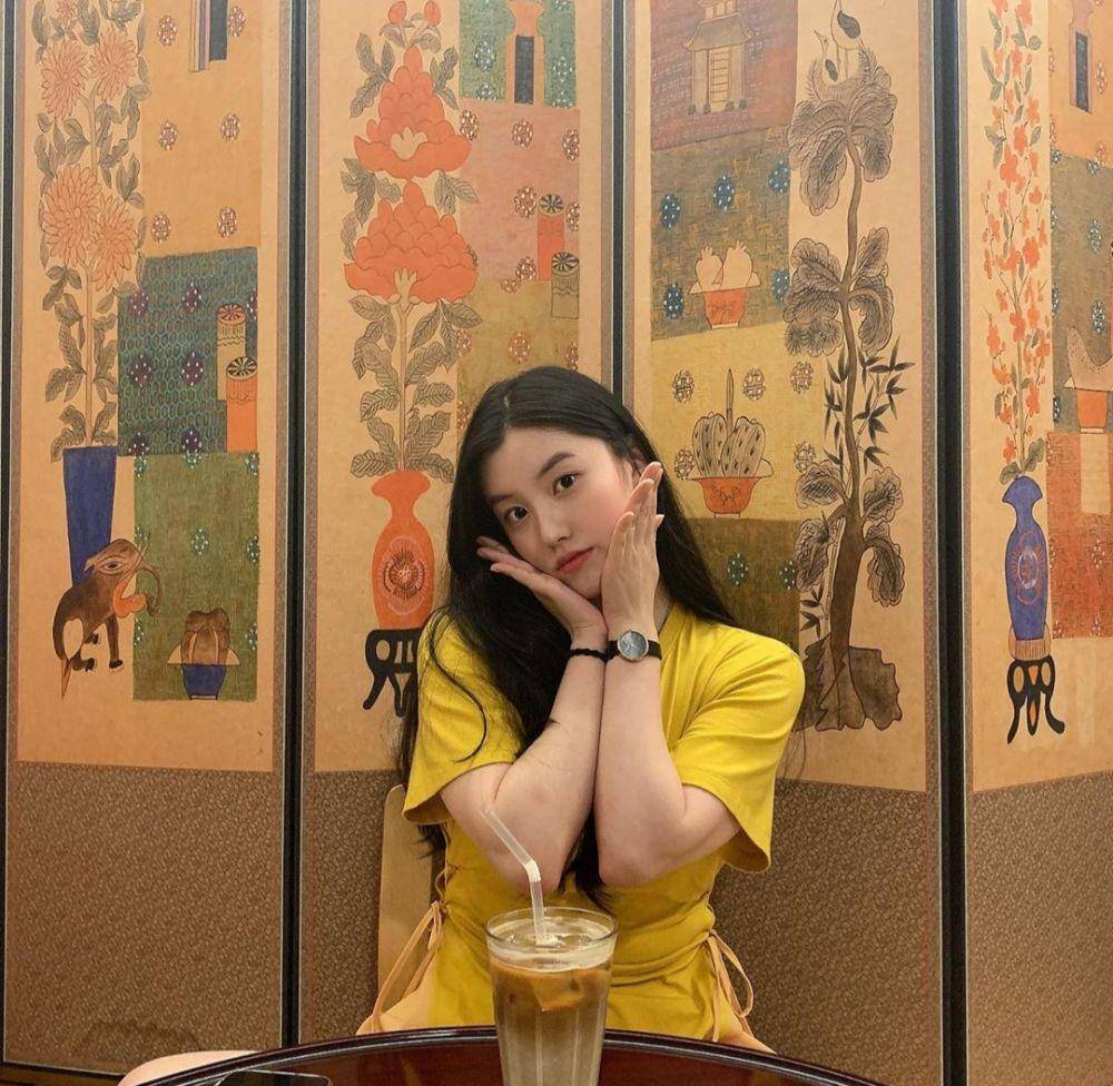 instagram.com/0_0.1114