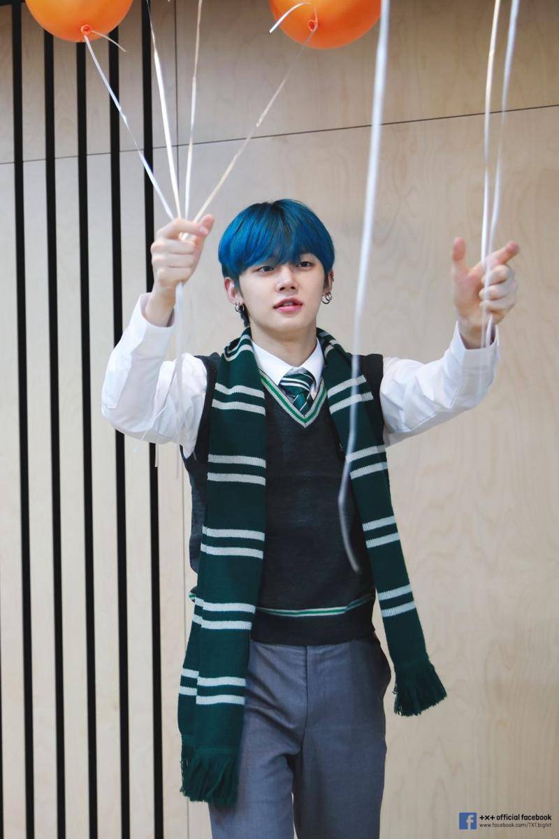 facebook.com/TXT.bighit
