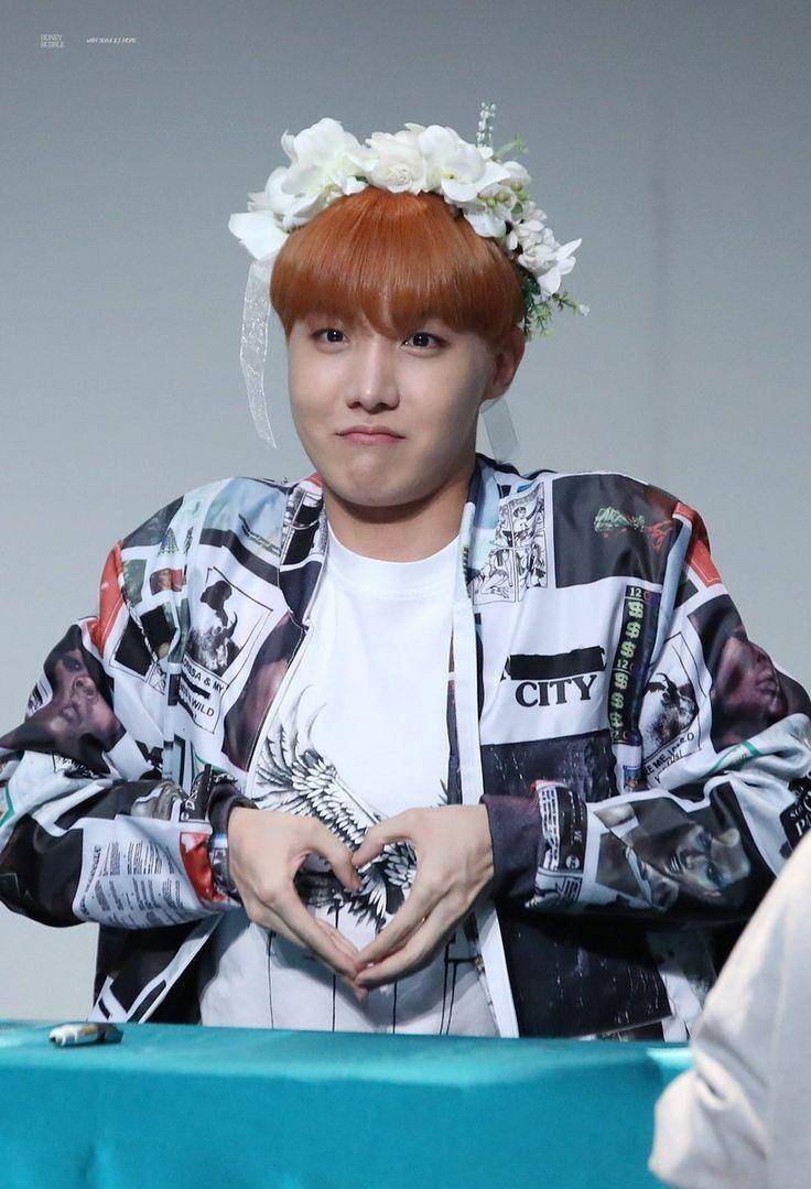 twitter.com/jhopeipnida