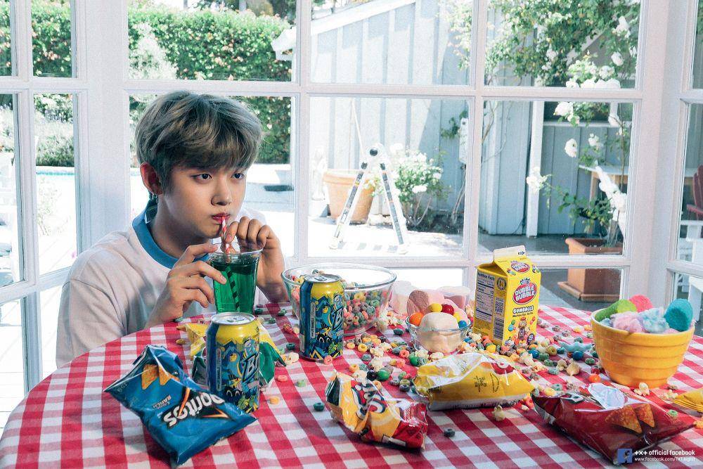 facebook.com/TXT.bighit