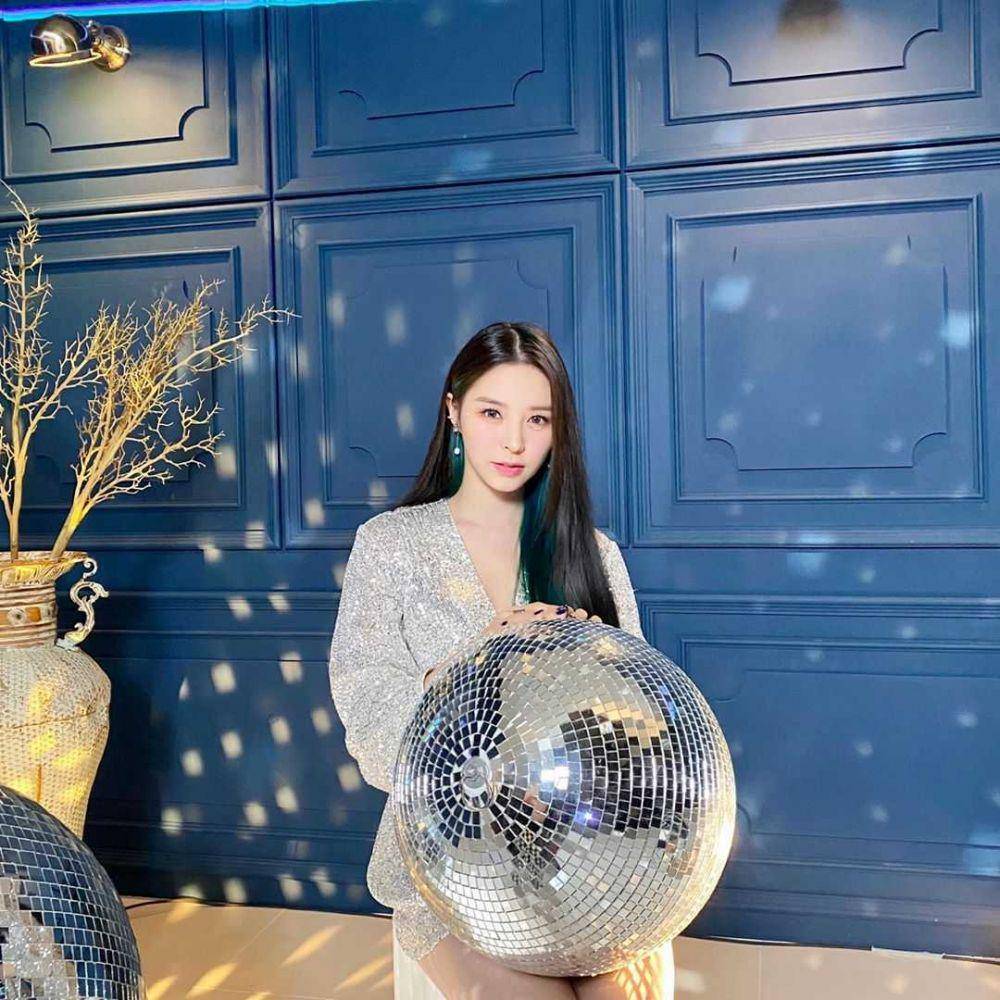 Instagram.com/chongtingyanelkie
