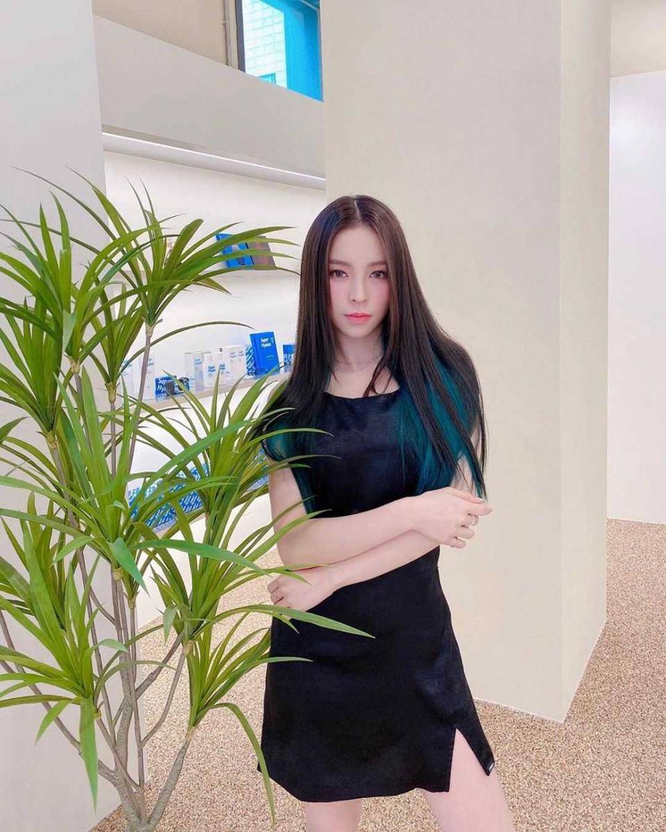 Instagram.com/chongtingyanelkie