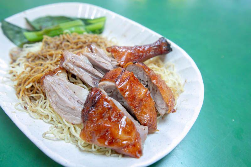 5 Makanan Terbaik di Maxwell Food Centre Singapura, Harus Mampir!