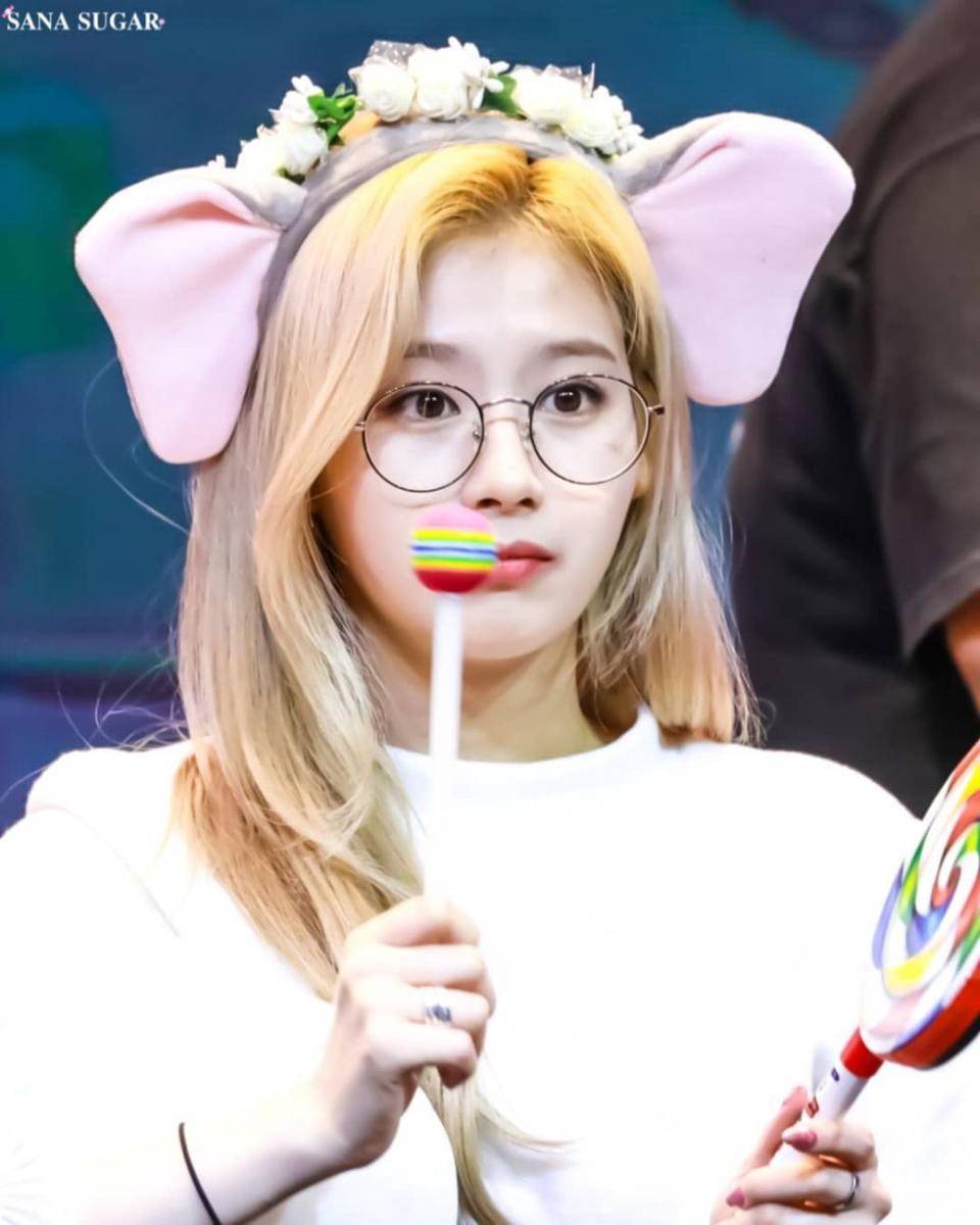 instagram.com/sana.twice.kr