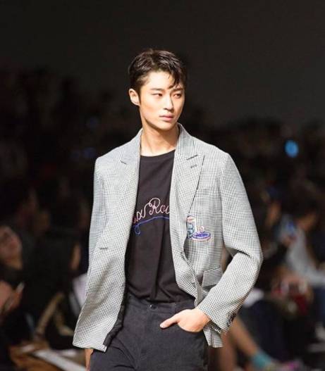 instagram.com/byeonwooseok