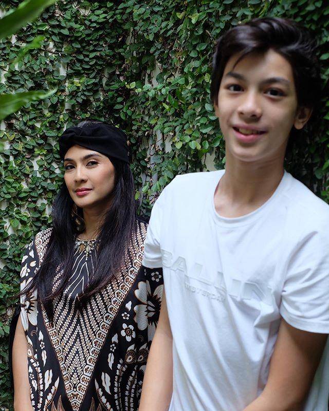 instagram.com/maudykoesnaedi