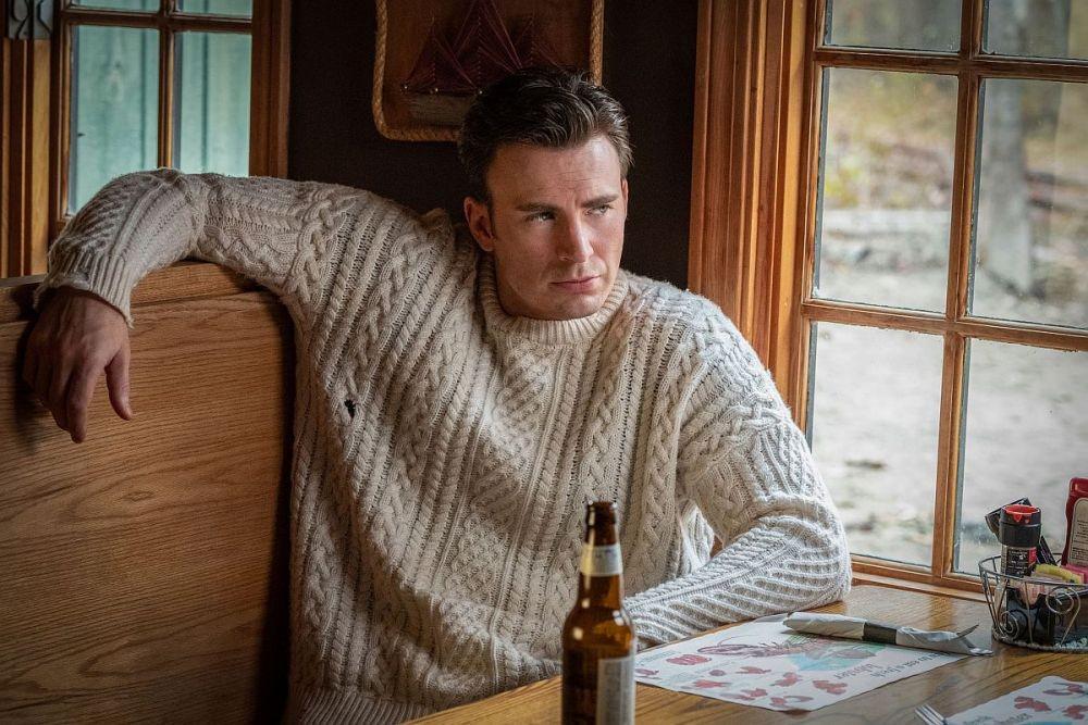 Rekomendasi 10 Film yang Dibintangi Chris Evans, Beragam Genre!