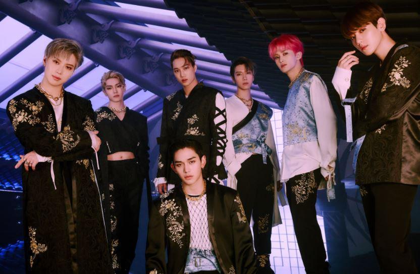 10 Potret Member SuperM yang Bikin Gemas, Butikan Tak Ada Senioritas!