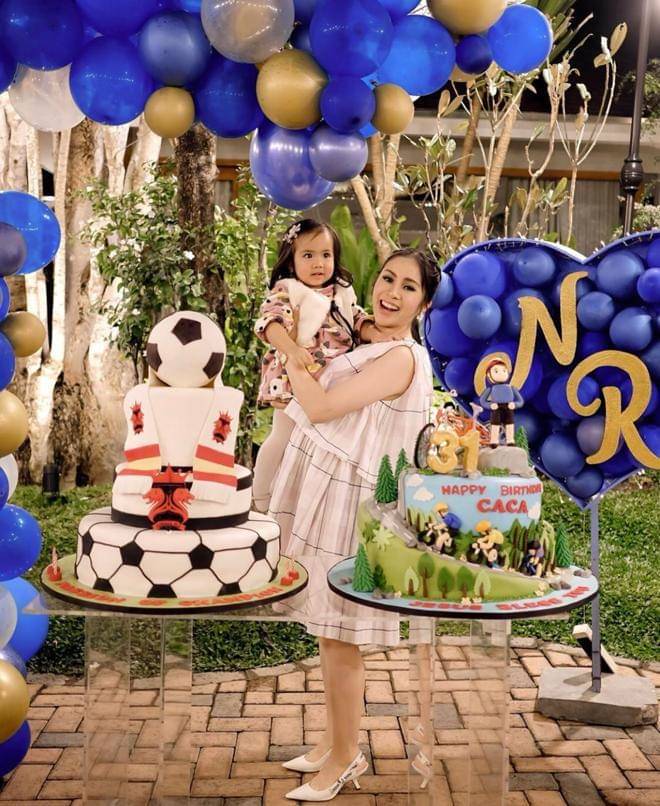 instagram.com/therealmomogeisha