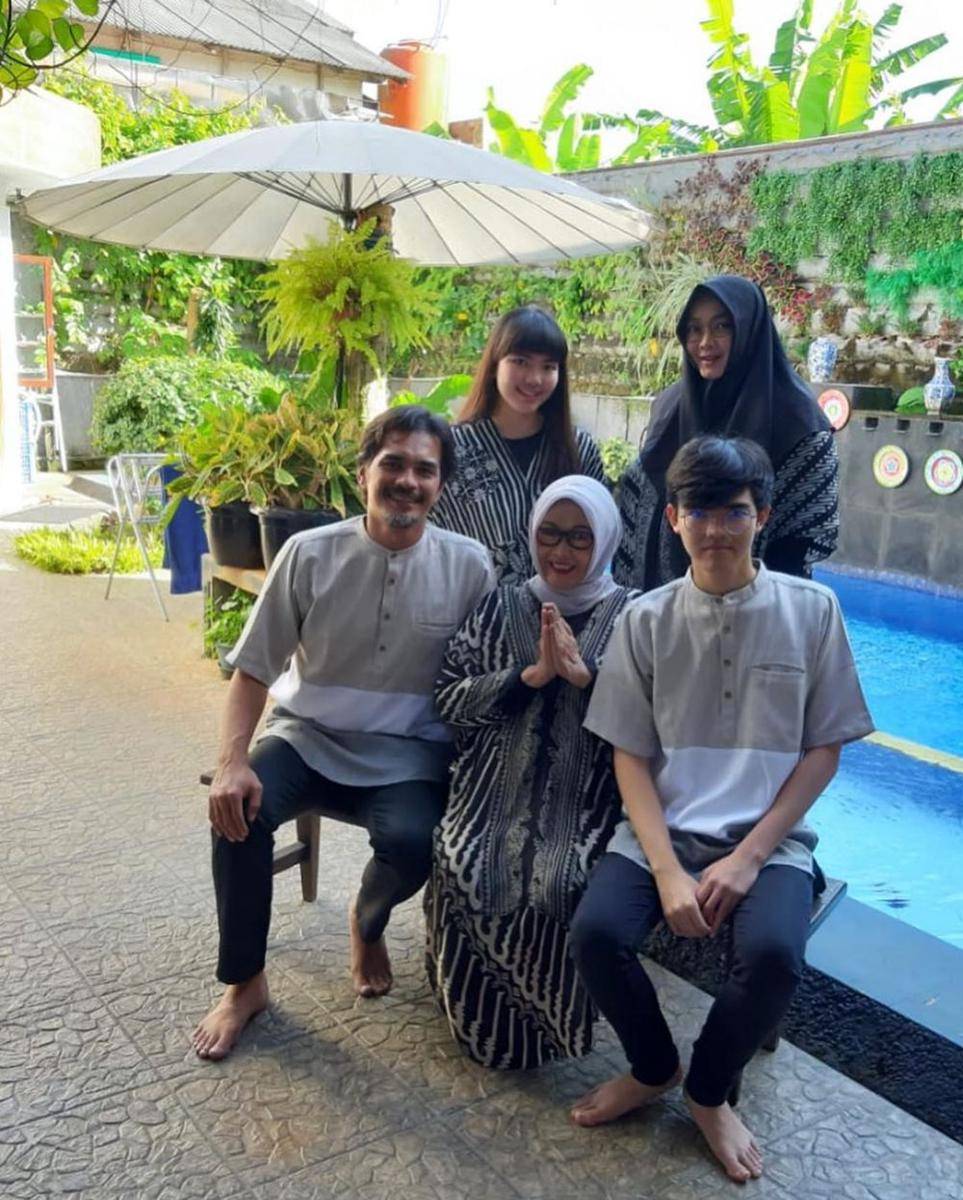 instagram.com/rinagunawan28