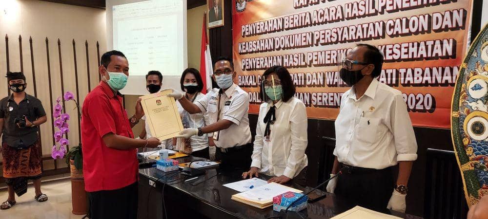 Rapat Pleno di KPU Tabanan, Senin (14/09/2020) (IDN Times/Wira Sanjiwani)