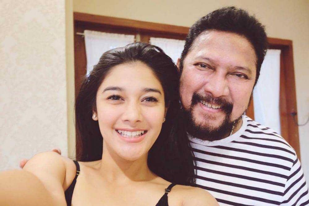 Anak Kesayangan, 10 Potret Kedekatan Naysilla Mirdad dan sang Papa
