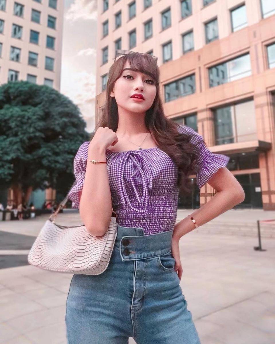 instagram.com/nandaarsynt