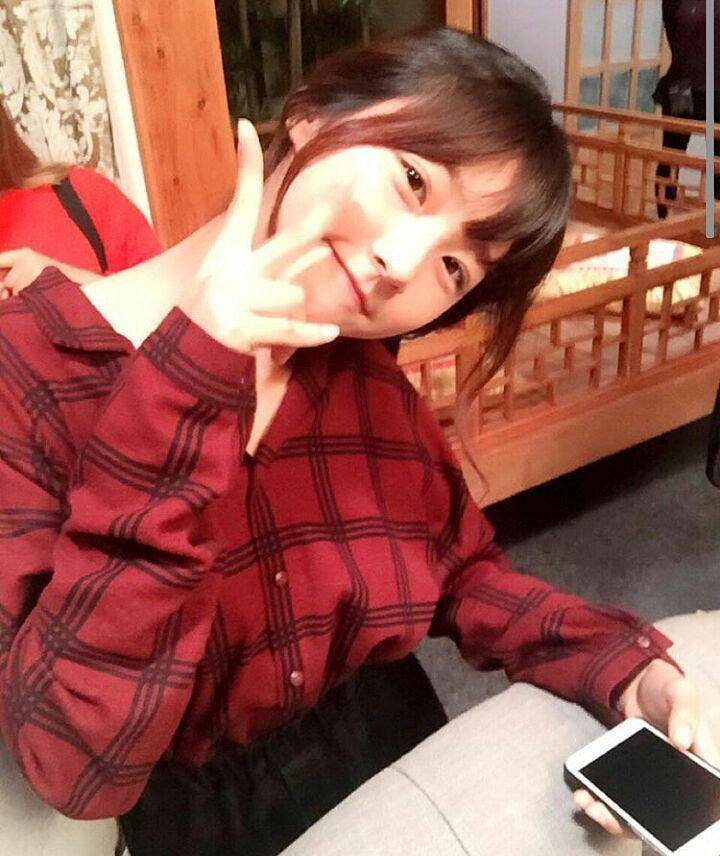 instagram.com/kim.sae.ron