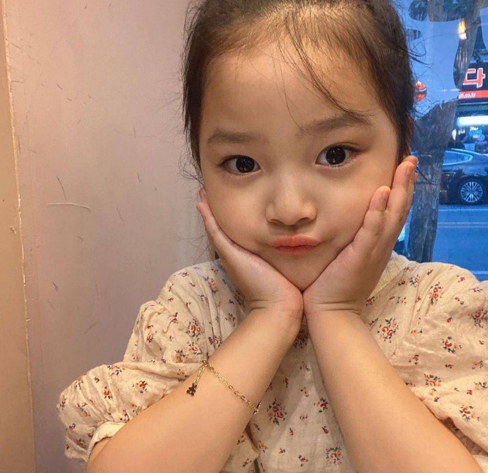 Instagram.com/1004yul_i