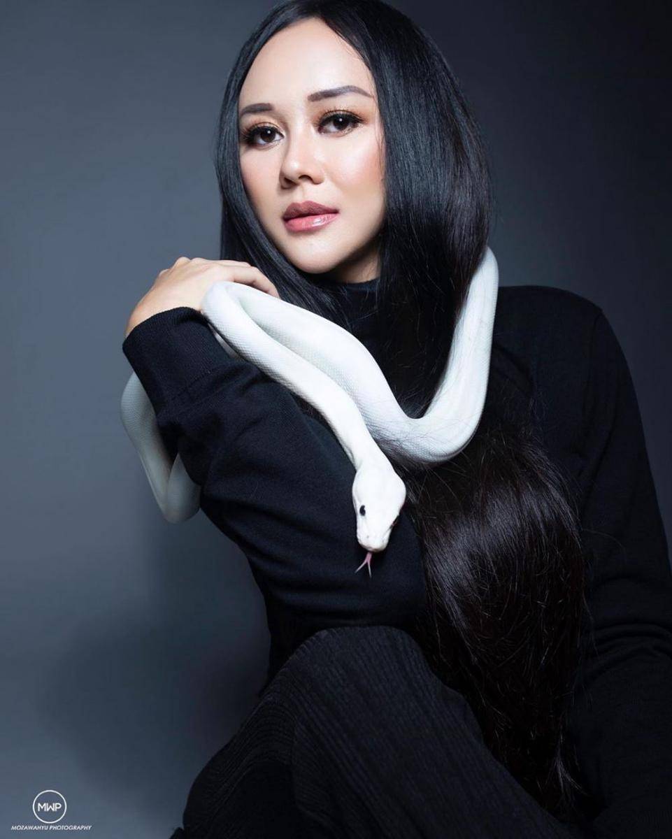 Instagram.com/aurakasih