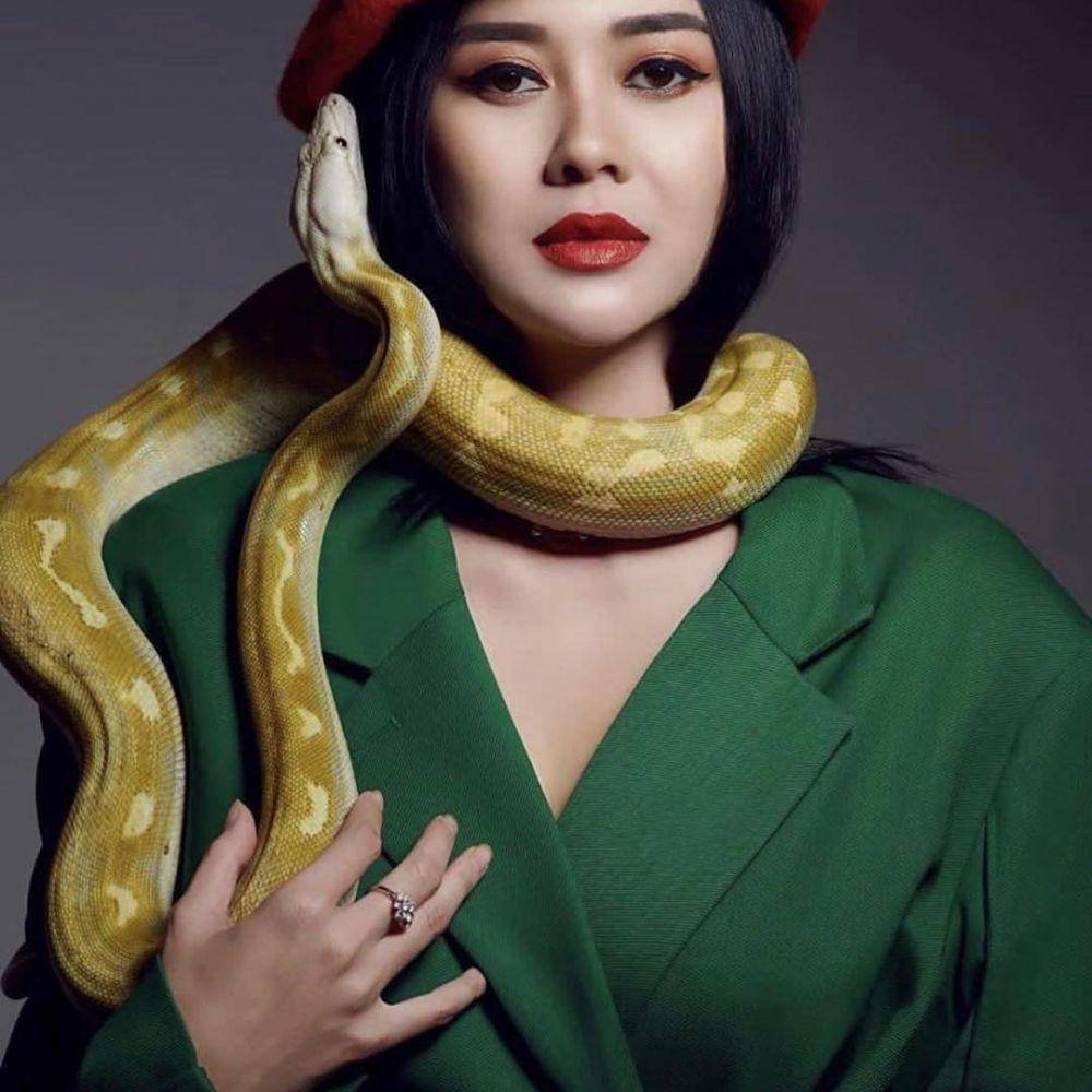 Instagram.com/aurakasih