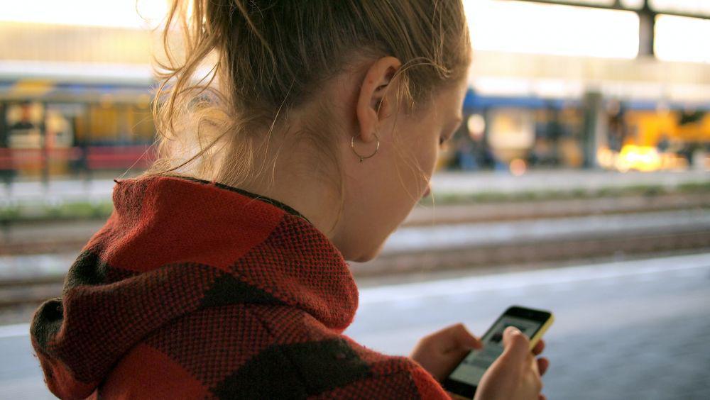 5 Cara Menolak Curhat Temanmu tanpa Menyakitinya